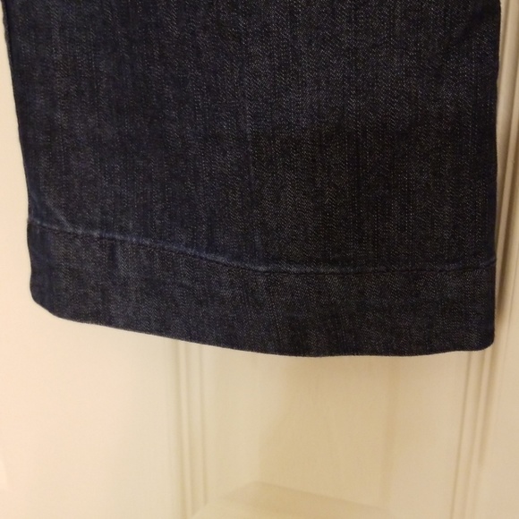 Express Denim Capri Pants - 0 - Picture 8 of 8